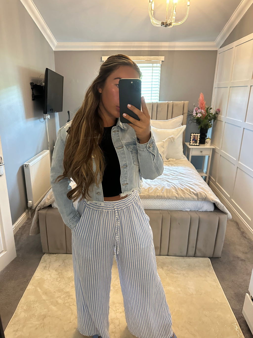 Cropped denim jacket