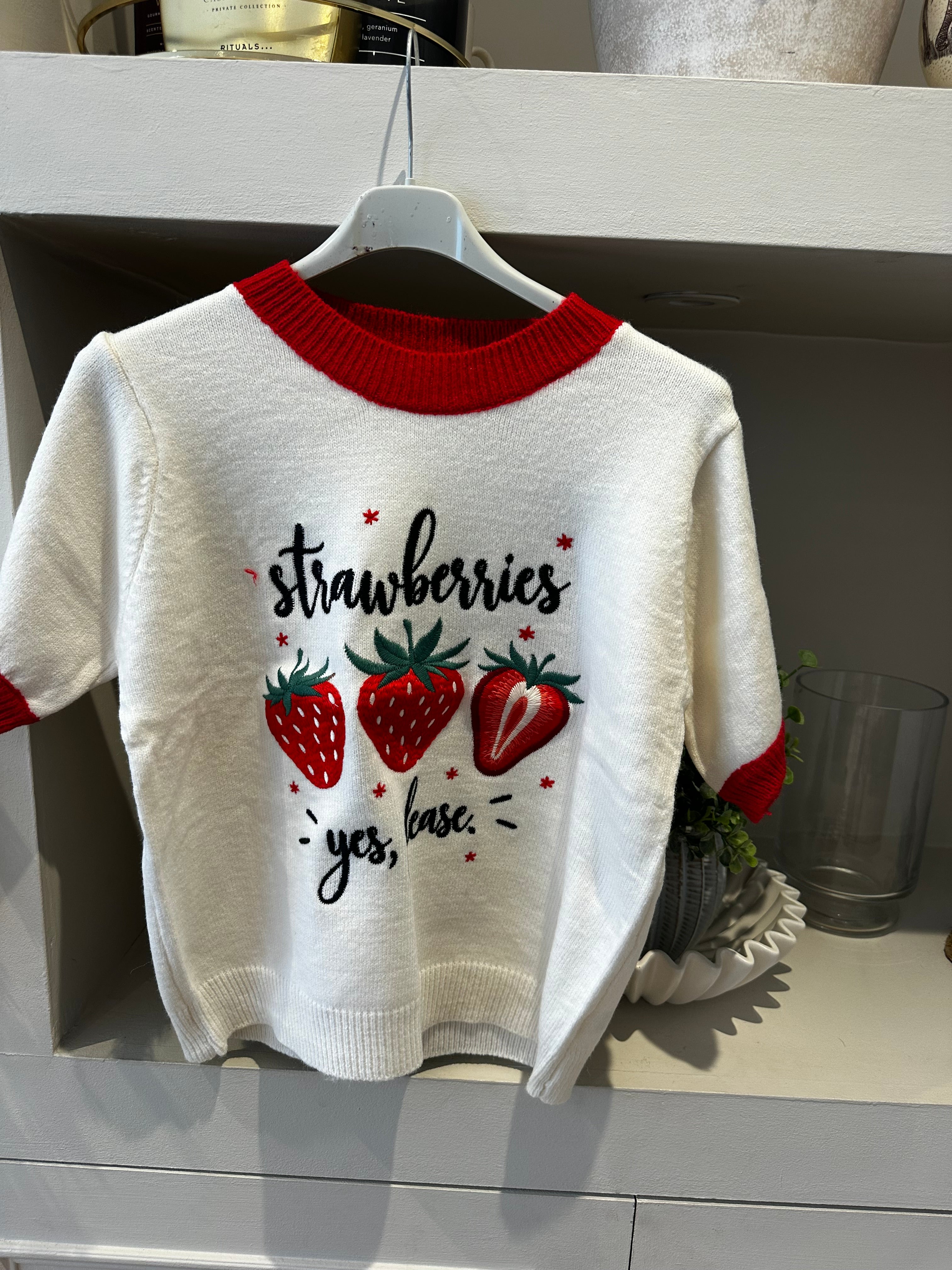 Strawberry soft knit short sleeve